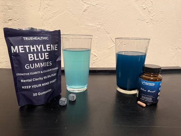 TRUEHEALTHIC Methylene Blue Gummies water test